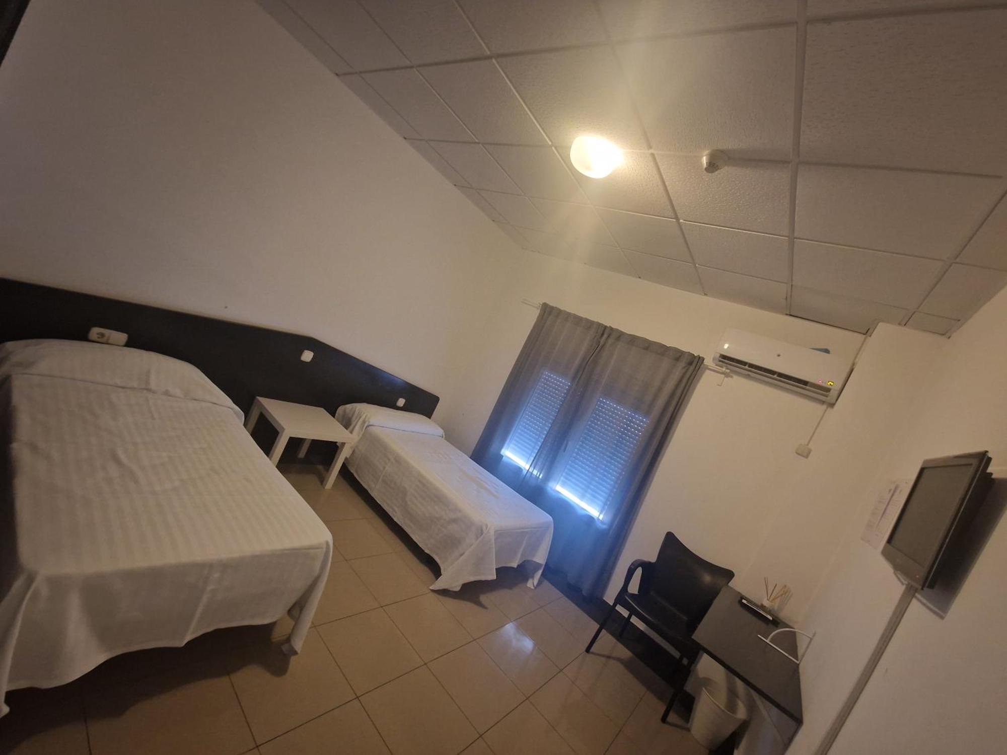 Castrillo de la Guareña Hotel De Castrillo Lisboa מראה חיצוני תמונה